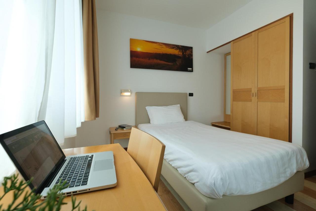 Hotel Portavaldera Peccioli Ngoại thất bức ảnh